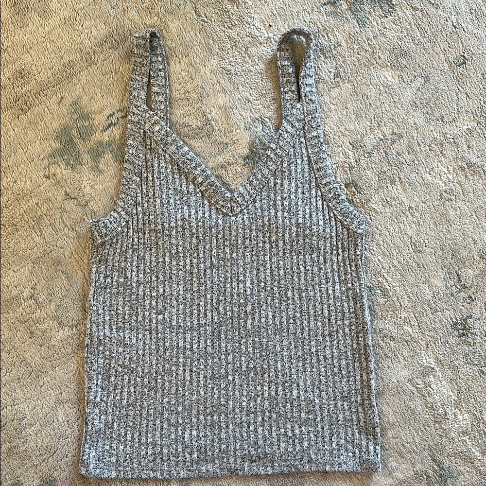 Stretchy tank